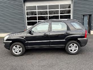 Kia Sportage 2.0 CVVT 16V 4x2 Jeep/SUV  Benzine 1.975cc 104kW (141pk) FWD picture 2