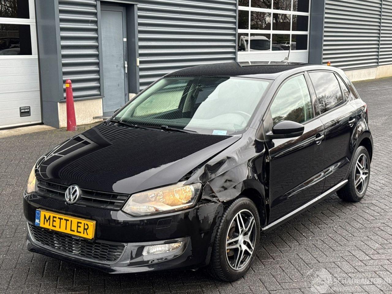 Volkswagen Polo 1.4 16V Hatchback  Benzine 1.390cc