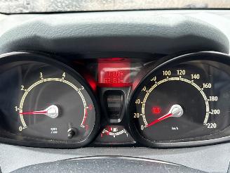 Ford Fiesta 1.25 16V Hatchback  Benzine 1.242cc 60kW (82pk) FWD picture 13