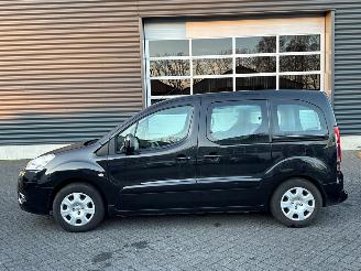 Peugeot Partner 1.6 16V Phase 1 MPV  Benzine 1.587cc 80kW (109pk) FWD picture 2