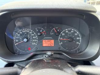 Fiat Grande Punto 1.4 Hatchback  Benzine 1.368cc 57kW (77pk) FWD picture 13