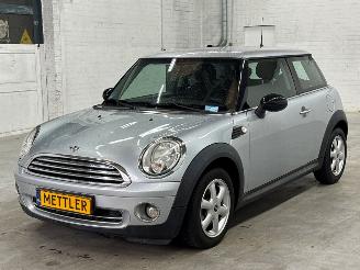 Schadeauto Mini Mini 1.4 16V One Hatchback  Benzine 1.397cc 70kW (95pk) FWD 2007/5