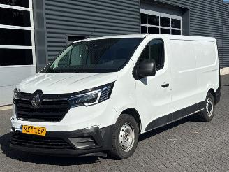 skadebil bedrijf Renault Trafic 2.0 dCi 16V 130 Bestel  Diesel 1.995cc 96kW (131pk) FWD 2023/6
