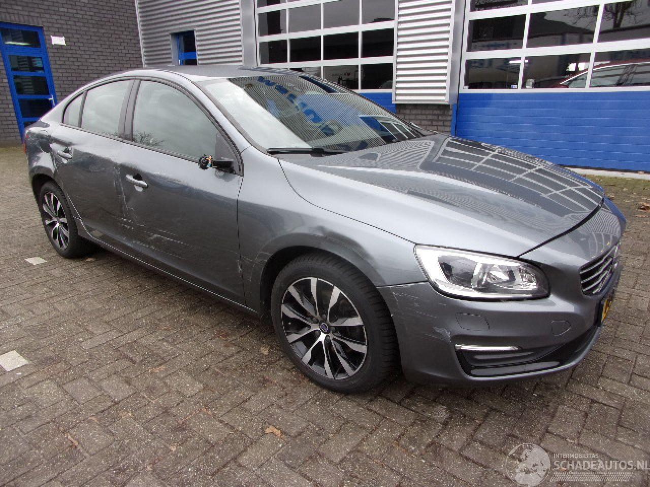 Volvo S-60 2.0 D2  POLAR+ DYNAMIC