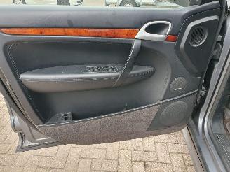 Porsche Cayenne 4.5 S automaat picture 10