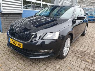 skadebil auto Skoda Octavia 1.0 TSI Greentech Business Edition 2020/8