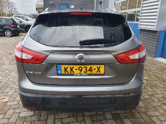 Nissan Qashqai 1.2 Tekna picture 4