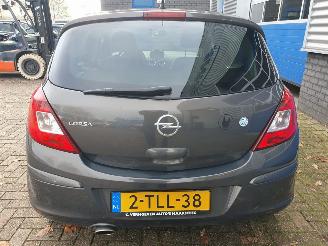 Opel Corsa 1.2-16V Design Edition picture 4