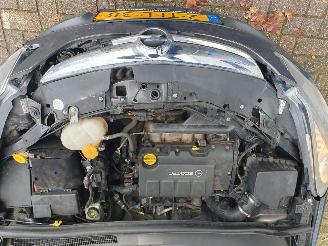 Opel Corsa 1.2-16V Design Edition picture 9