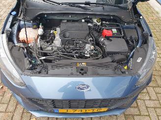 Ford Focus 1.0 EcoBoost Hybrid ST Line X Business picture 11