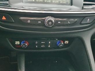 Opel Insignia GRAND SPORT 1.5 Turbo Business Executive Automaat picture 18