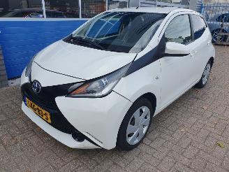 Damaged car Toyota Aygo 1.0 VVT-i x 2017/8