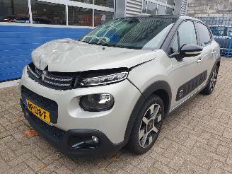 Schadeauto Citroën C3 1.2 PureTech Shine 2018/1