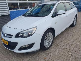  Opel Astra SPORTS TOURER 1.6 Edition 2015/4
