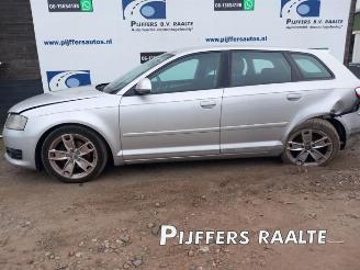 Vrakbiler auto Audi A3 A3 Sportback (8PA), Hatchback 5-drs, 2004 / 2013 2.0 TDI 16V 2009/1