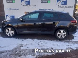 Vrakbiler auto Renault Mégane Megane III Grandtour (KZ), Combi 5-drs, 2008 / 2016 1.4 16V TCe 130 2010/1