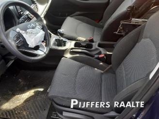 Hyundai I-30 i30 Wagon (PDEF5), Combi, 2017 1.4 CVVT 16V picture 13