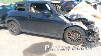 Salvage car Mini Mini Mini (F65/F66), Hatchback, 2024 1.5 12V Cooper C 3-Drs. 2024/11