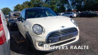 Mini Cooper Mini (F55), Hatchback 5-drs, 2013 1.5 12V Cooper picture 3
