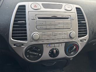 Hyundai I-20 1.2i Motion 5-drs airco NAP picture 14