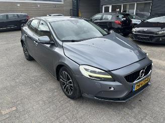  Volvo V-40 2.0D  Automaat Nordic+ 2017/5