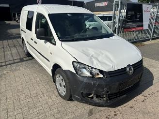 uszkodzony samochody ciężarowe Volkswagen Caddy maxi 1.6 TDI Maxi  NAP 2014/9