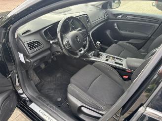 Renault Mégane 1.3 TCe Limited Clima Navi picture 11