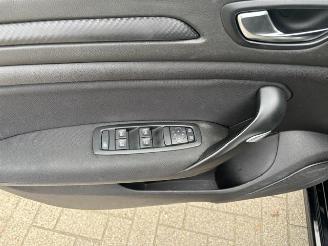 Renault Mégane 1.3 TCe Limited Clima Navi picture 12