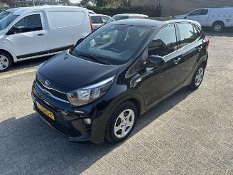 Kia Picanto 1.0 5-drs PlusLine airco  NAP picture 6