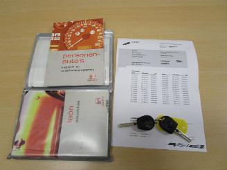 Seat Leon 1.6-16V Stella picture 19