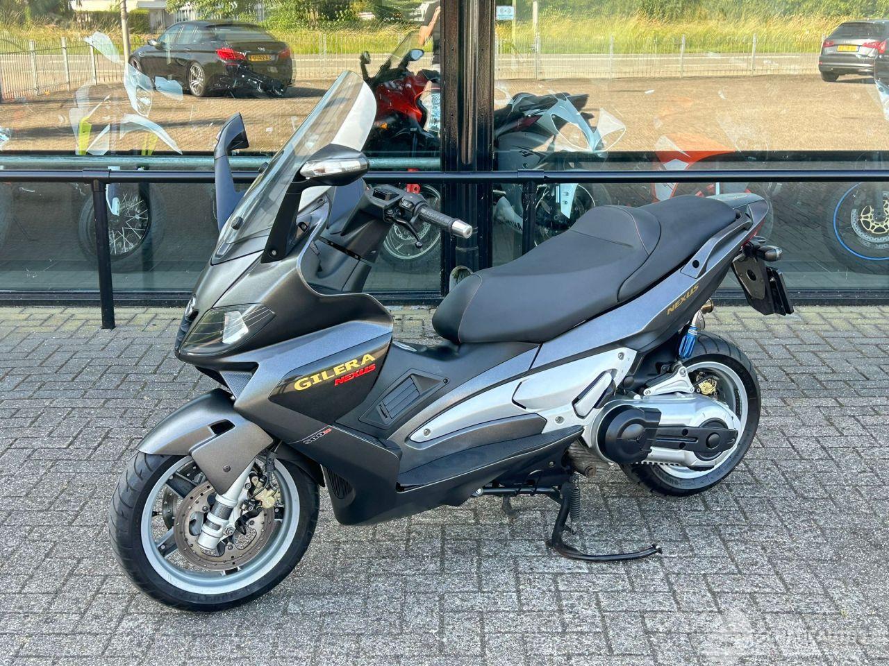 Gilera  Nexus 500