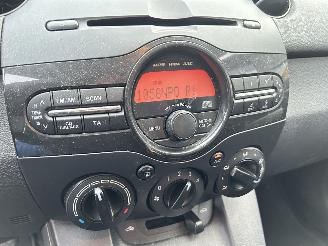 Mazda 2 1.3 Color Edition 5drs picture 17