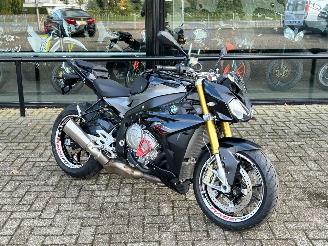 skadebil motor BMW S 1000 R  2017/1