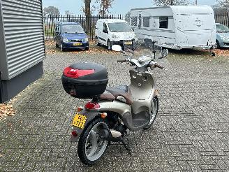 Yamaha  Why 50 picture 3