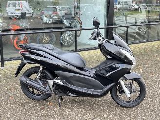Honda PCX 125  picture 6