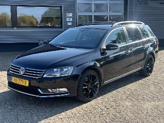 damaged passenger cars Volkswagen Passat Variant 1.4 TSI Comfortline automaat 2014/7
