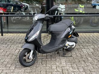 Avarii scootere Piaggio  Zip 50 4T 2015/8