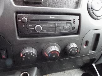 Renault Master T35 2.3 dCi L2H2 airco omvormer standkachel picture 9