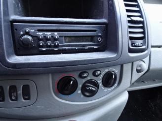 Opel Vivaro 2.0 CDTI L2H1 airco imperiaal picture 8