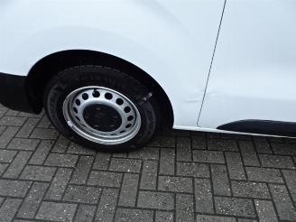 Peugeot Expert 226S 1.6 BlueHDI 95 Pro 3 zits picture 16