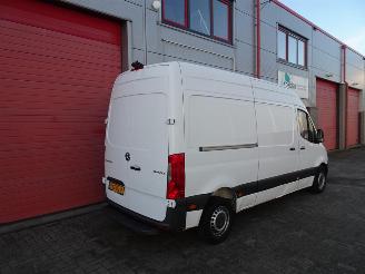 Mercedes Sprinter 314 2.2 CDI L2H2 3 zitter picture 3