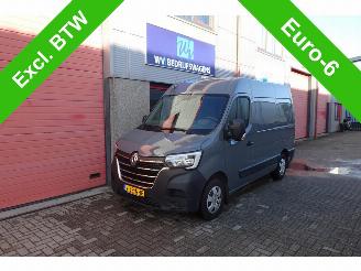 Käytettyjen commercial vehicles Renault Master T33 2.3 dCi 135 L1H2 Comfort 3 zits 139721 km !!!! 2021/4