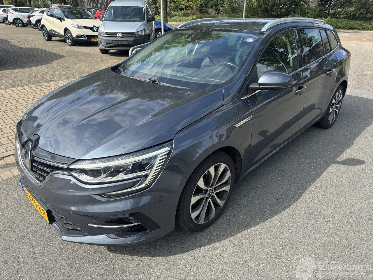 Renault  