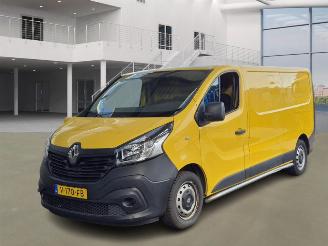 Schade bestelwagen Renault Trafic 1.6 70kw 2017/3