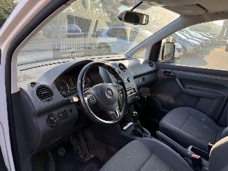 Volkswagen Caddy 1.6 TDI 75kW Nette goed onderhouden auto picture 17