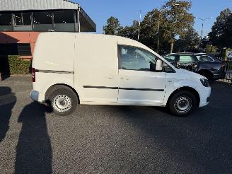 Volkswagen Caddy 1.6 TDI 75kW Nette goed onderhouden auto picture 6