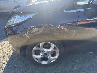Ford Fiesta 1.4 Titanium (Hatchback 5-dr.) picture 11