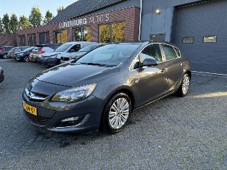 Schadeauto Opel Astra 1.4 Turbo Design Edition (Hatchback 5-dr.) 2014/5