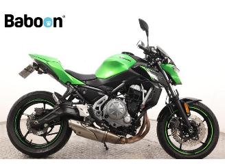 krockskadad bil motor Kawasaki Z 650 ABS 2018/2