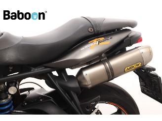Triumph Street Triple R picture 24